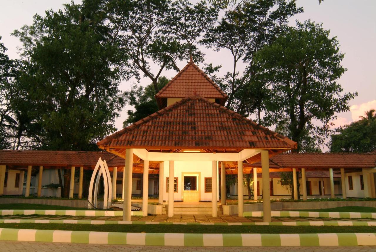 Ktdc Kumarakom Gateway Resort Alappuzha Exterior photo
