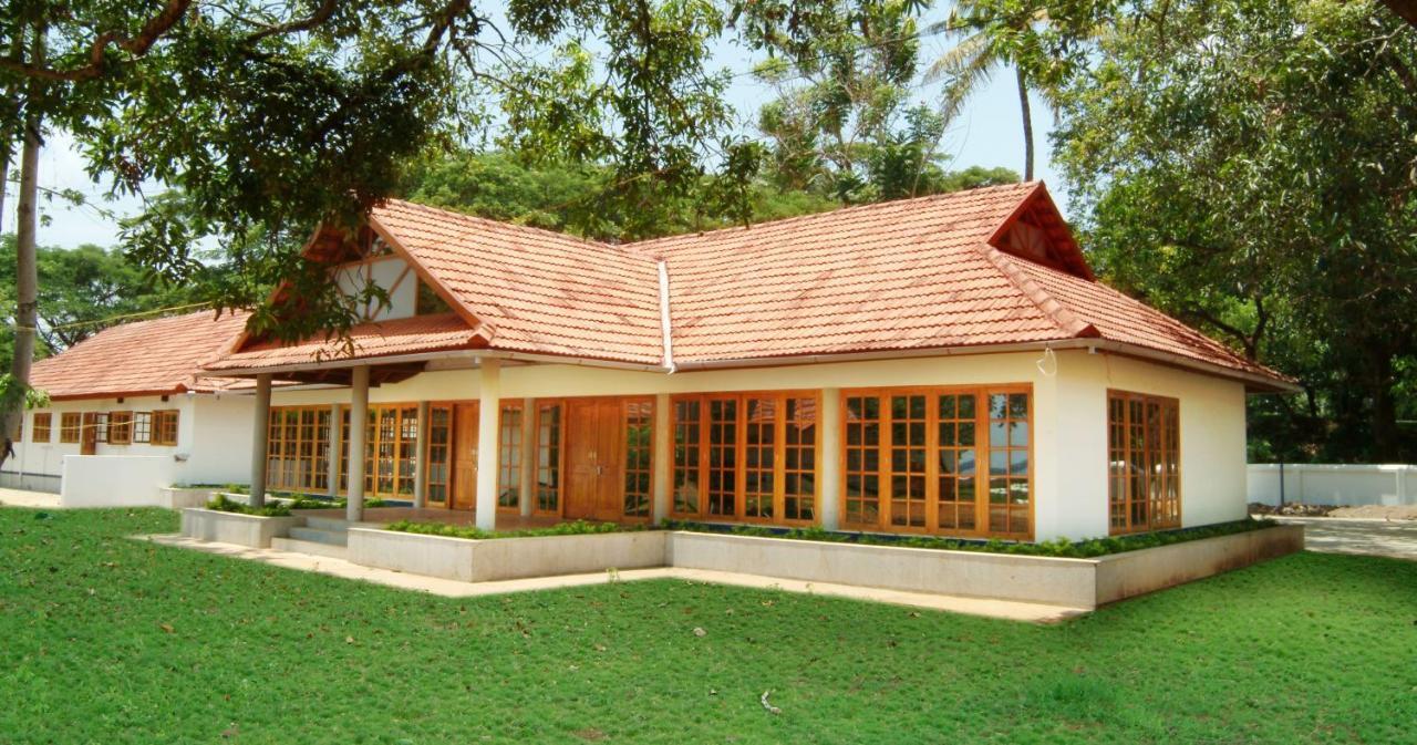 Ktdc Kumarakom Gateway Resort Alappuzha Exterior photo